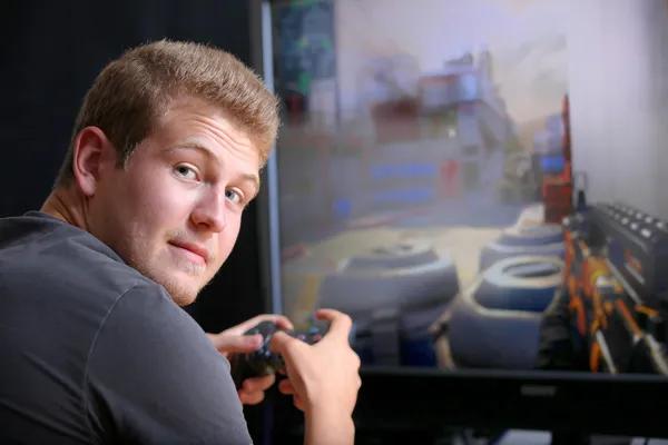 Understanding the Basics Behind Apex Cheat Tools