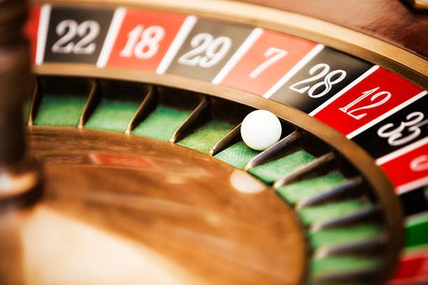 Football Betting Options and Platform Features with เว็บบอลออนไลน์ แทงบอล พนันบอล